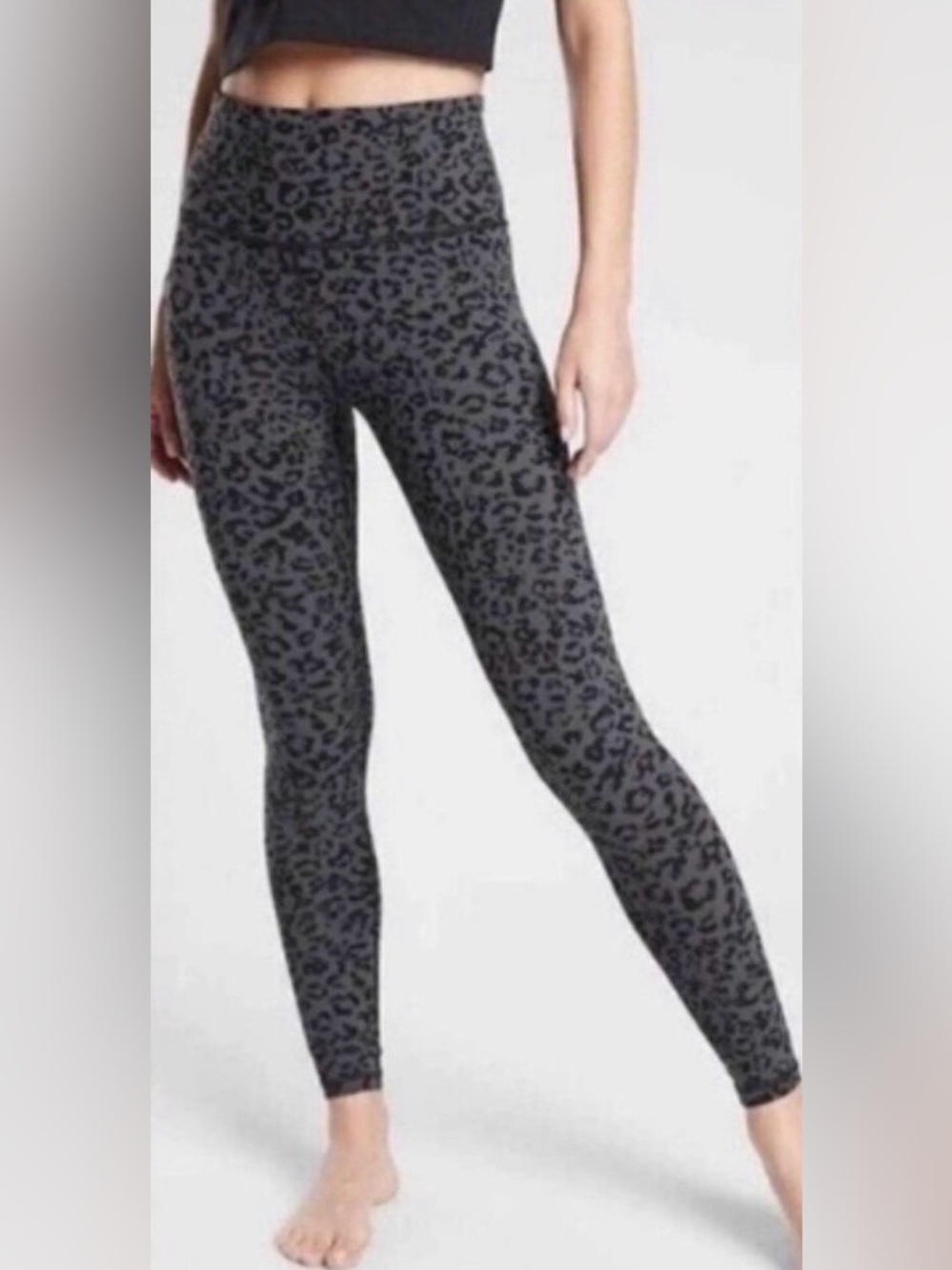 Athleta Elation Ultra High Rise Leggings in Gray Leopard Print. Like new! Medium